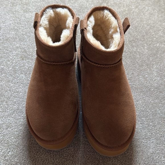 Brand New Emu Foy Flatform Micro Boots - Picture 5 of 7